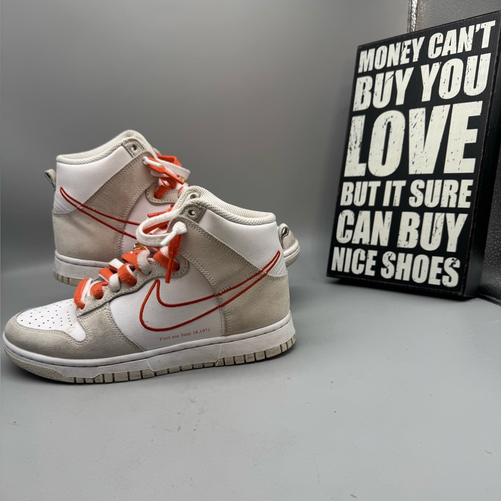 Size 7.5 - Nike Dunk SE High First Use Pack - White Orange Women Gold Nike Shoe - Picture 1 of 7